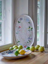 Load image into Gallery viewer, Flower Serving Plate | Stoneware